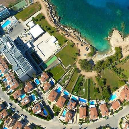 Calypso - Coralli Beachfront Apartment Protaras Bagian luar foto