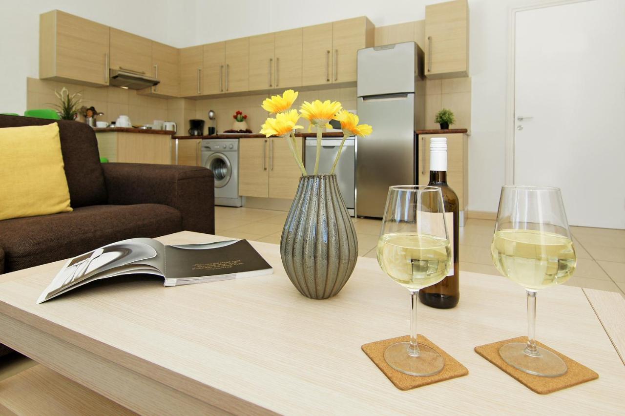 Calypso - Coralli Beachfront Apartment Protaras Bagian luar foto